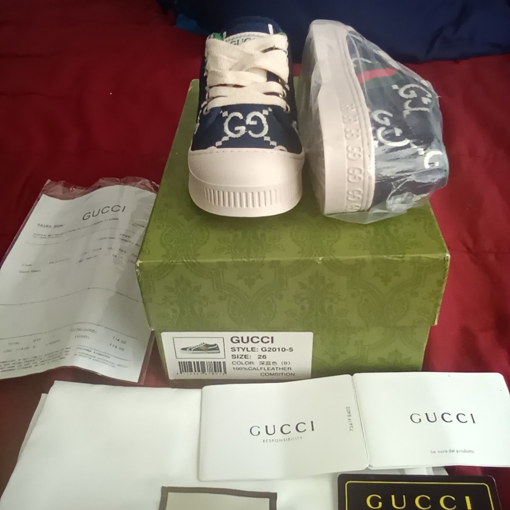 Gucci California leather